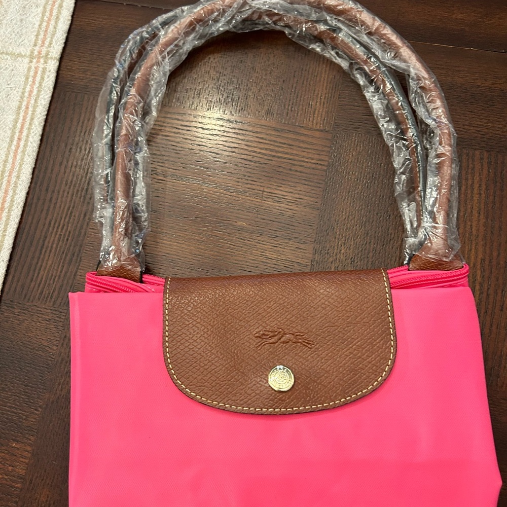 Beautiful pink, new Longchamp Le Pliage Original Large Nylon Tote Bag